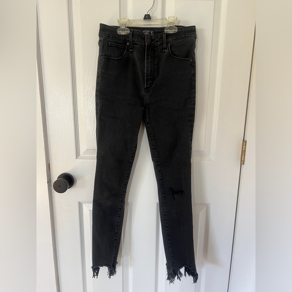 Abercrombie Simone High Rise Ankle size 2